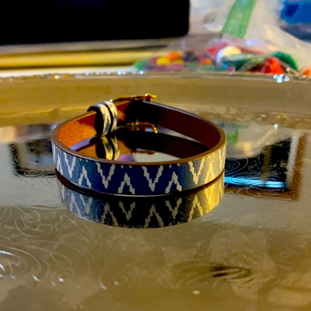 5/$25 Keep collective leather bracelet